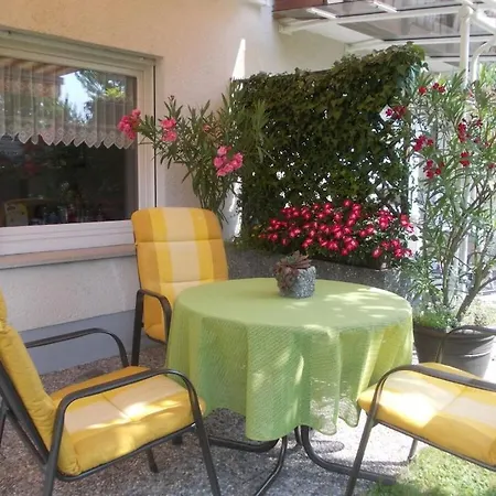 Garden At The House On Bluetenweg Vakantiehuis *